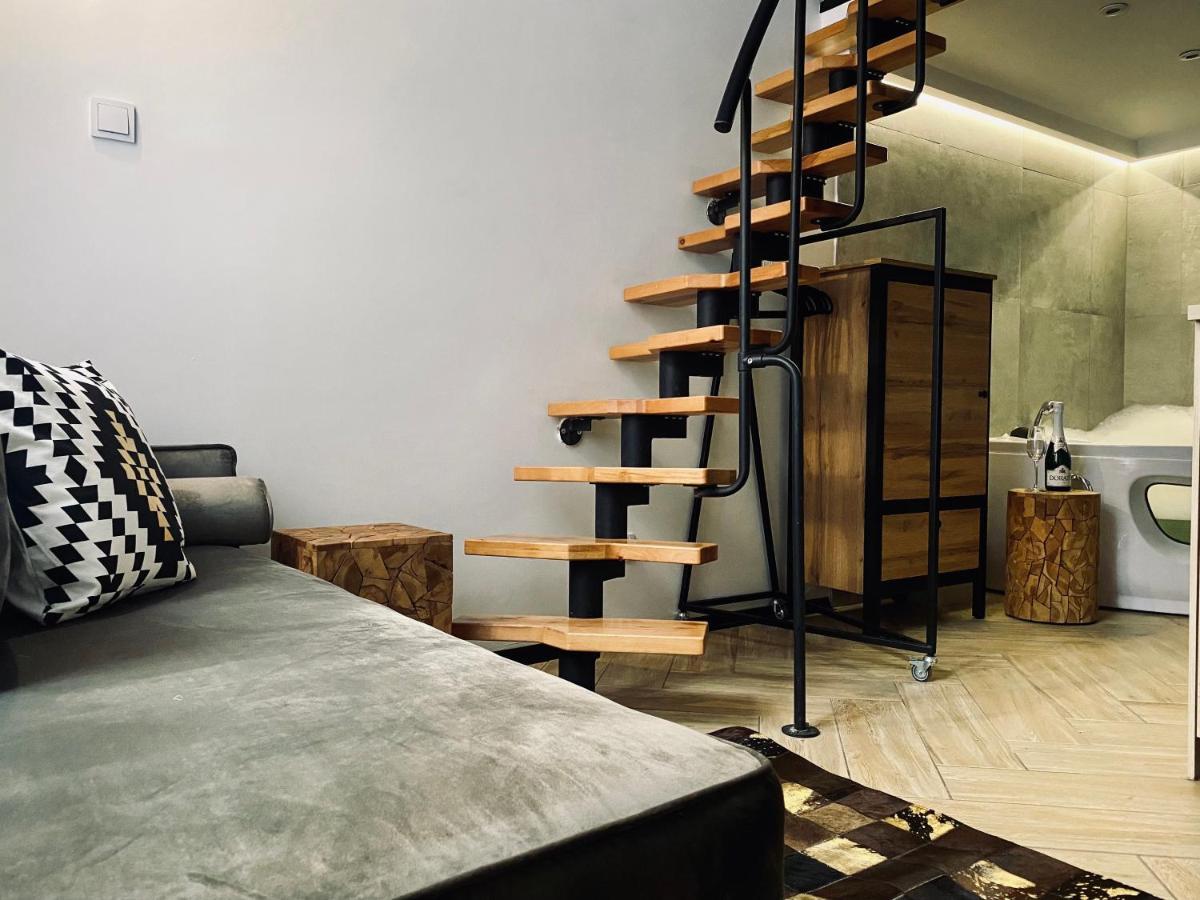 Apartment Premium Jacuzzi For Couples, Old Town Krasków Exterior foto