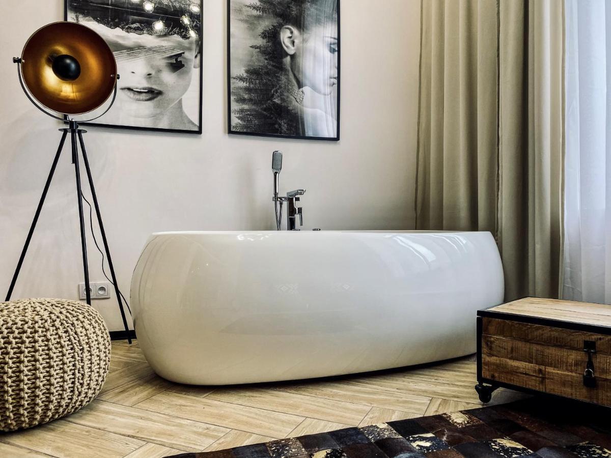 Apartment Premium Jacuzzi For Couples, Old Town Krasków Exterior foto
